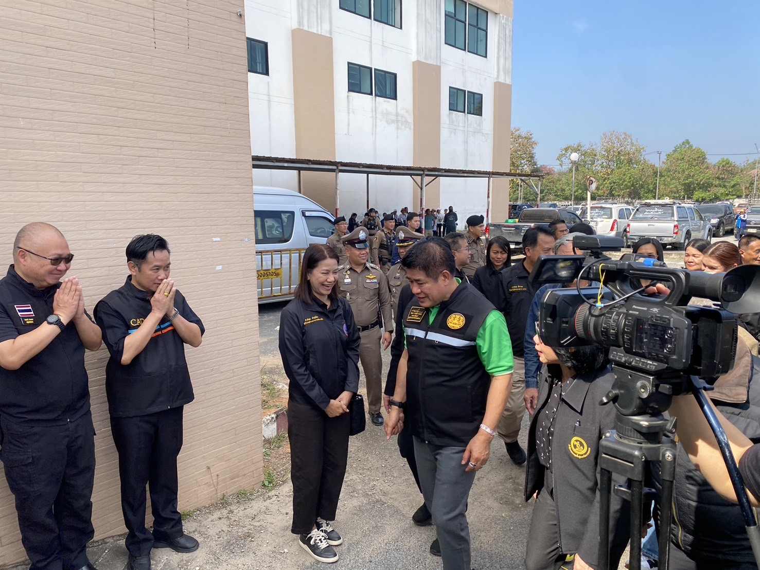 title - ส.ป.ก.ร่วมติดตาม รองนายกรัฐมนตรี และรัฐมนตรีว่าการกระทรวงเกษตรและสหกรณ์ (ร้อยเอก ธรรมนัส พรหมเผ่า) ลงพื้นที่ตรวจราชการในพื้นที่จังหวัดเชียงใหม่